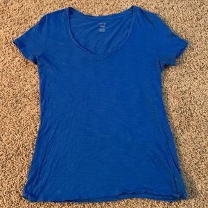 Aerie tee